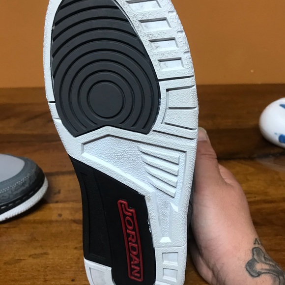 Jordan 3 Stealth - Picture 3 of 8